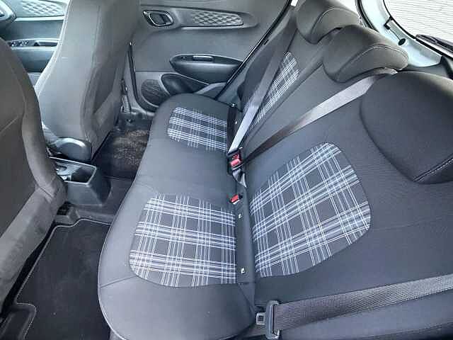 Hyundai I10 1.0 Premium Euro 6 (s/s) 5dr White