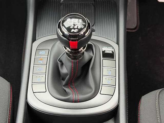 Hyundai KONA 1.6 T-GDi N Line Euro 6 (s/s) 5dr Black