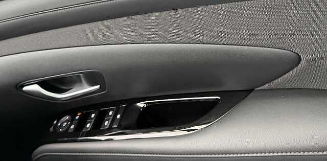 Hyundai TUCSON 1.6 T-GDi MHEV Premium DCT Euro 6 (s/s) 5dr White