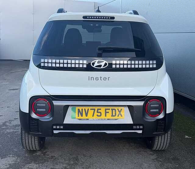 Hyundai Inster 85kW Cross 49kWh 5dr Auto