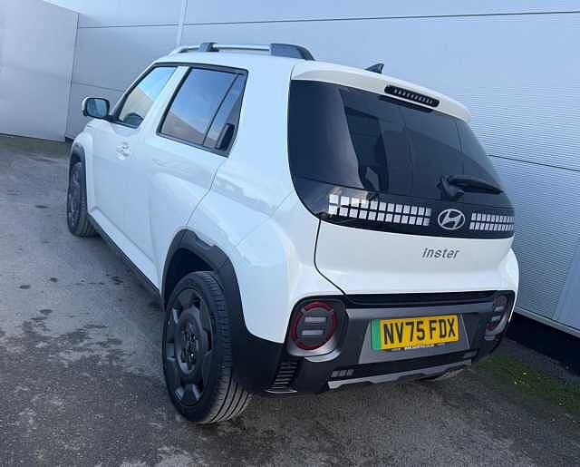 Hyundai Inster 85kW Cross 49kWh 5dr Auto