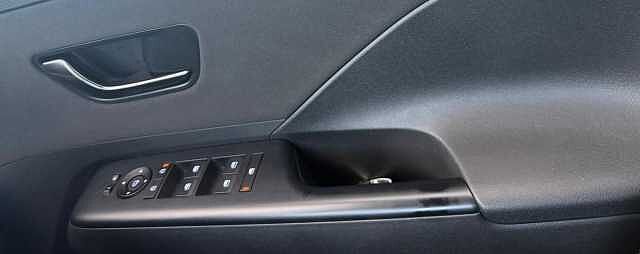 Hyundai KONA 65.4kWh N Line Auto 5dr White