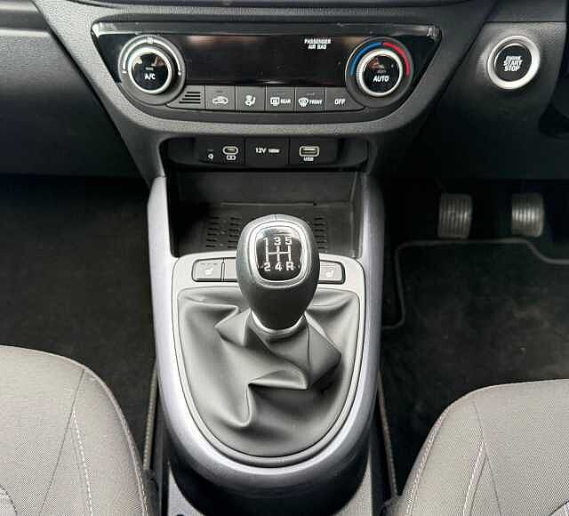 Hyundai i10 1.0 [63] Premium 5dr [Nav]