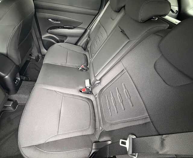 Hyundai TUCSON 1.6T Hybrid Advance 5dr Auto Black