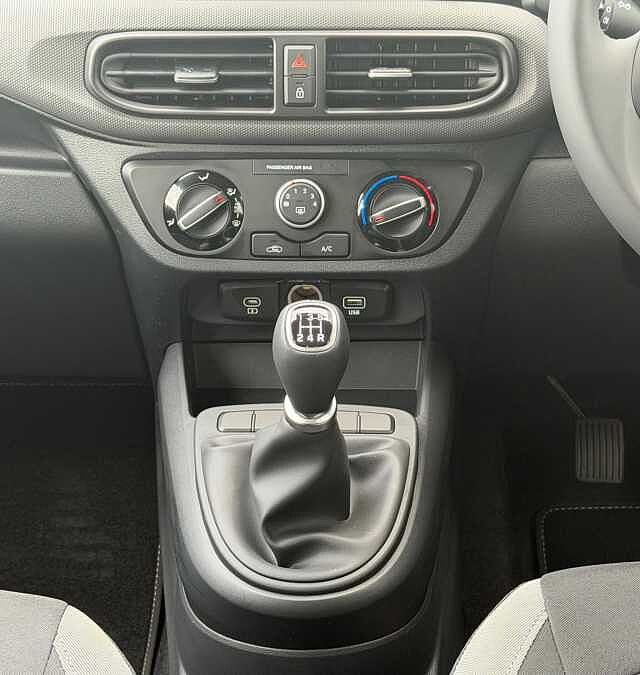 Hyundai I10 1.0 [63] Advance 5dr [Nav] White