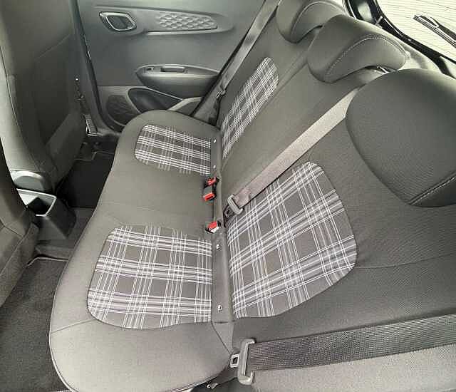 Hyundai i10 1.2 [79] Premium 5dr [Nav]