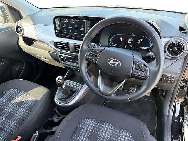 Hyundai I10 1.0 [63] Premium 5dr [Nav] Black