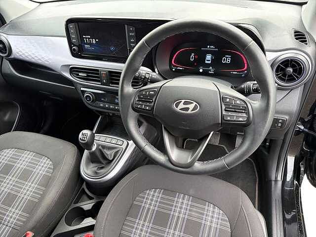 Hyundai I10 1.0 [63] Premium 5dr [Nav] Black