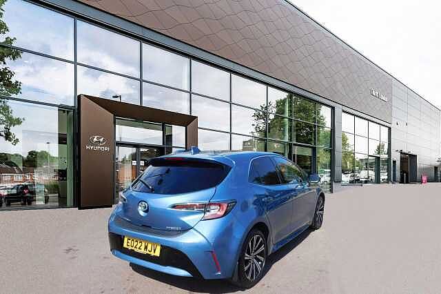 Toyota COROLLA 1.8 VVT-i (120bhp) Design Hybrid CVT Blue