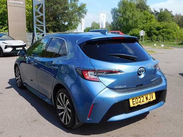 Toyota COROLLA 1.8 VVT-i (120bhp) Design Hybrid CVT Blue