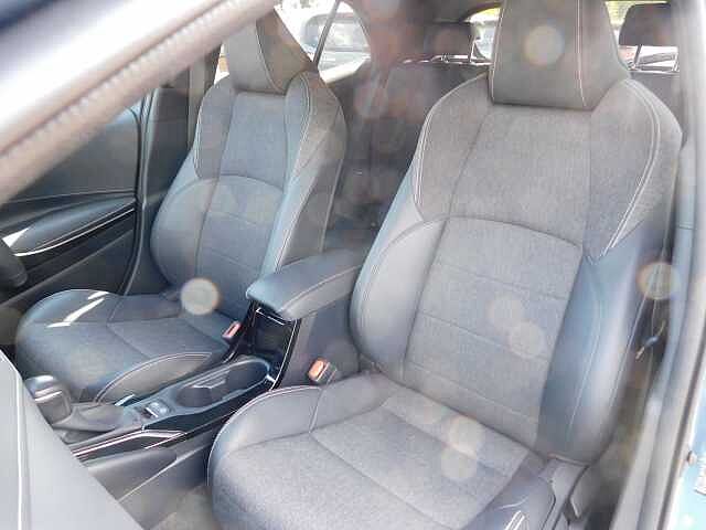 Toyota COROLLA 1.8 VVT-i (120bhp) Design Hybrid CVT Blue