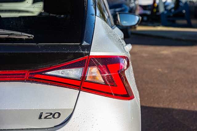 Hyundai I20 5 Dr 1.0 T-GDi 100ps Premium 48 Volt Hybrid Silver