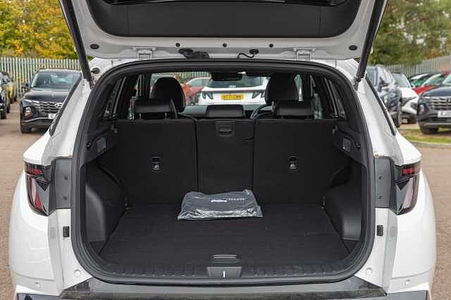 Hyundai TUCSON ESTATE 1.6T Plug-in Hybrid N Line S 5dr 4WD Auto White