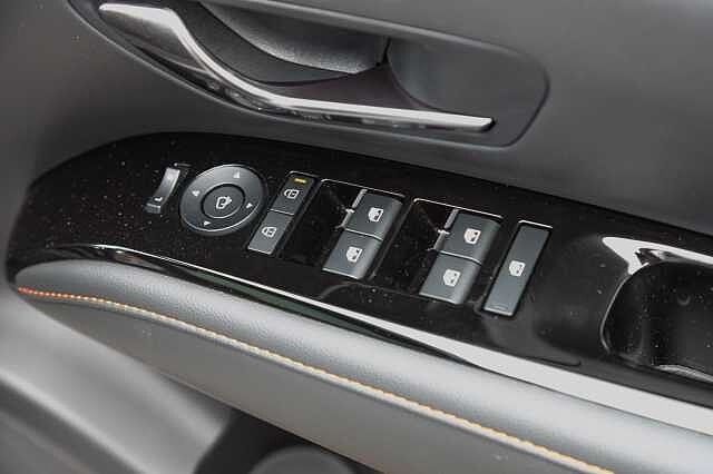 Hyundai TUCSON ESTATE 1.6T Plug-in Hybrid N Line S 5dr 4WD Auto White