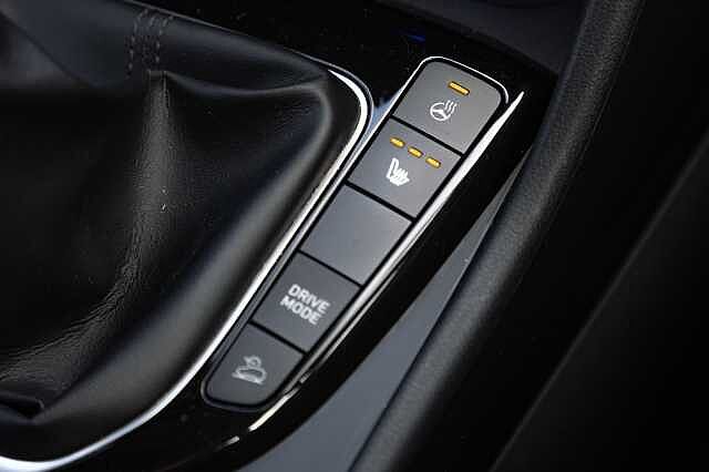 Hyundai TUCSON HYBRID 1.6 T-GDi (150ps) Premium 48Volt iMT