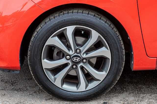 Hyundai i10 Hatchback 5d 1.0 (67ps) PLAY