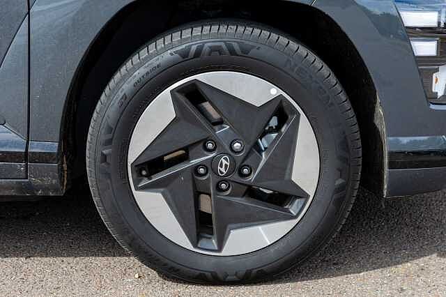 Hyundai KONA 160kW Advance 65kWh 5dr Auto Grey