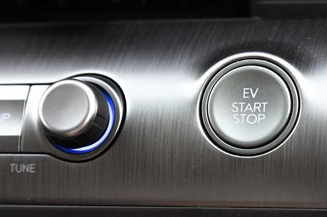 Hyundai KONA 160kW Advance 65kWh 5dr Auto Grey