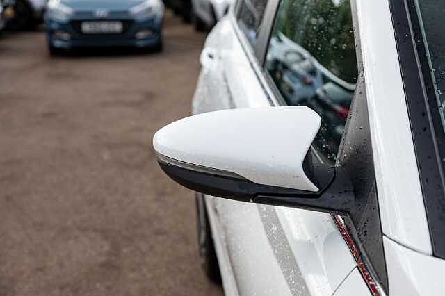 Hyundai i20 1.0T GDi Premium 5dr