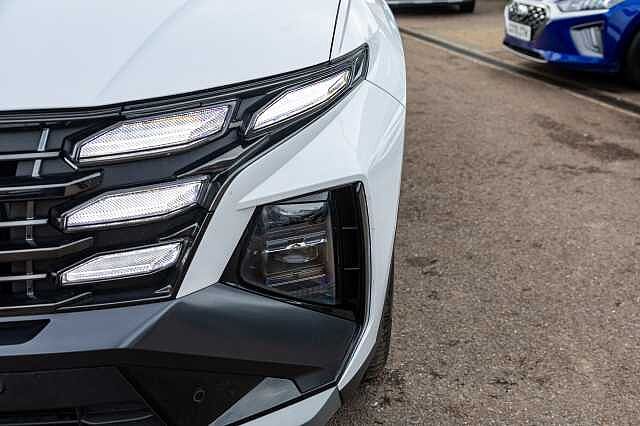 Hyundai TUCSON 1.6T Hybrid Ultimate 5dr Auto White