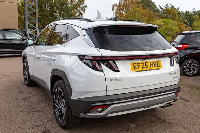 Hyundai TUCSON 1.6T Hybrid Ultimate 5dr Auto White