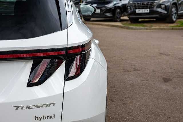 Hyundai TUCSON 1.6T Hybrid Ultimate 5dr Auto White