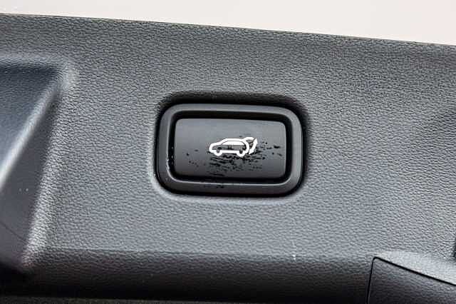 Hyundai TUCSON 1.6T Hybrid Ultimate 5dr Auto White