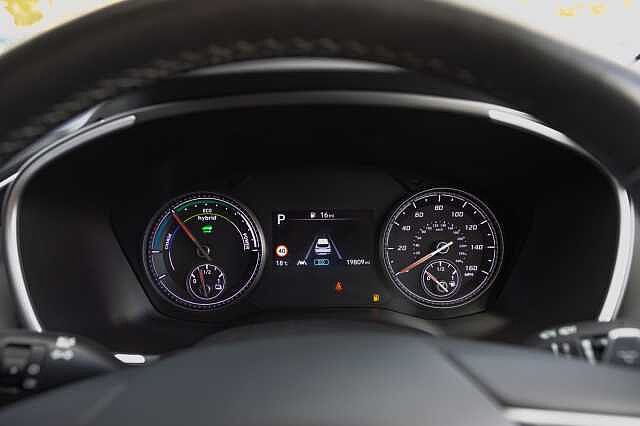 Hyundai SANTA FE 1.6 TGDi Hybrid Premium 5dr Auto Black