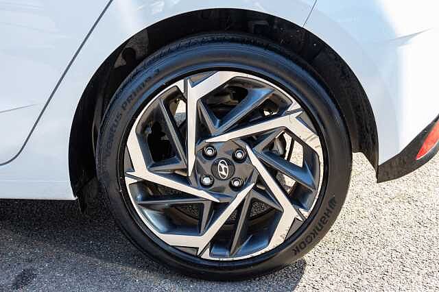 Hyundai i20 1.0T GDi 48V MHD Premium 5dr DCT