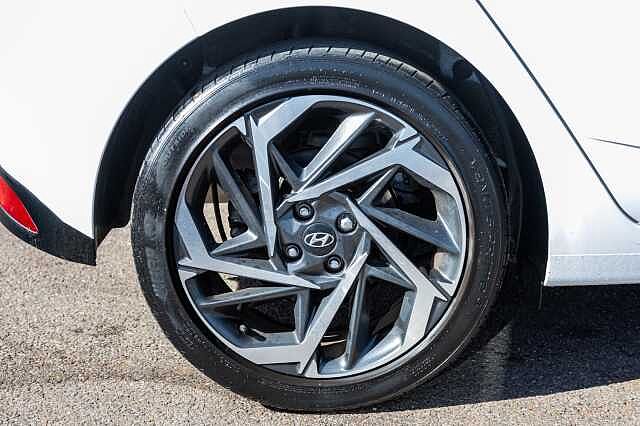 Hyundai i20 1.0T GDi 48V MHD Premium 5dr DCT