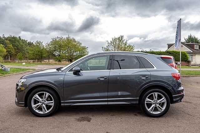 Audi Q3 35 TFSI S Line 5dr S Tronic