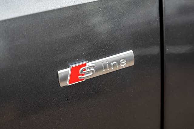 Audi Q3 35 TFSI S Line 5dr S Tronic