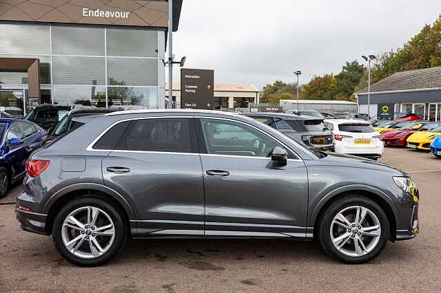 Audi Q3 35 TFSI S Line 5dr S Tronic