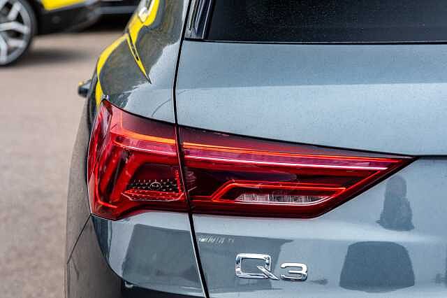 Audi Q3 35 TFSI S Line 5dr S Tronic