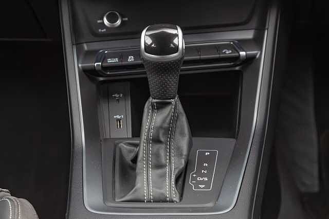 Audi Q3 35 TFSI S Line 5dr S Tronic