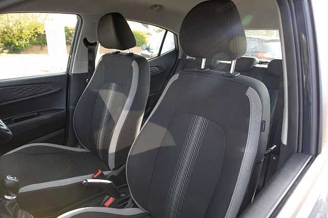 Hyundai i10 1.0 MPi SE Connect 5dr