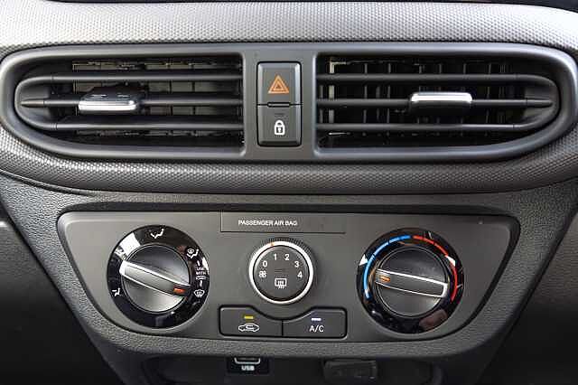 Hyundai i10 1.0 MPi SE Connect 5dr