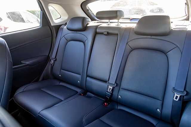 Hyundai KONA 1.6 GDi Hybrid Ultimate 5dr DCT Black