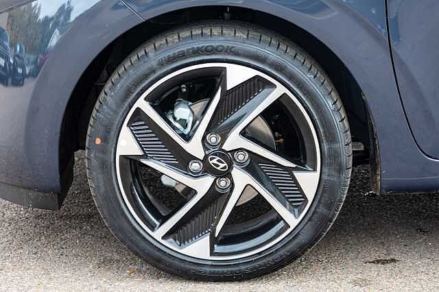 Hyundai i10 1.2 [79] Premium 5dr Auto [Nav]