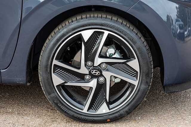 Hyundai i10 1.2 [79] Premium 5dr Auto [Nav]