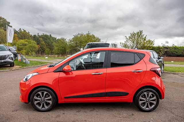 Hyundai I10 1.2 Premium SE 5dr Auto Red