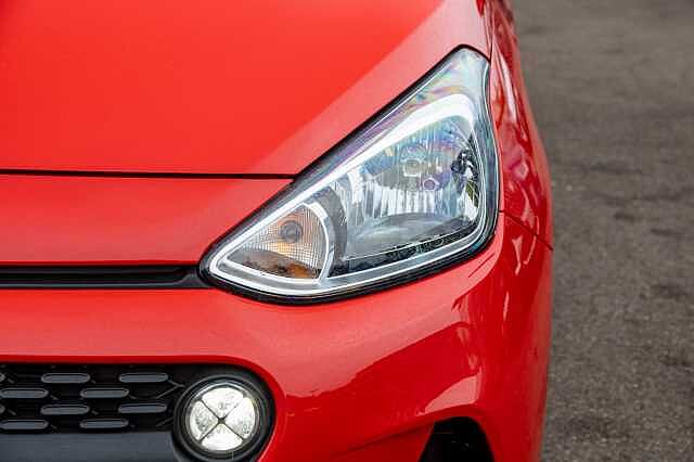 Hyundai I10 1.2 Premium SE 5dr Auto Red
