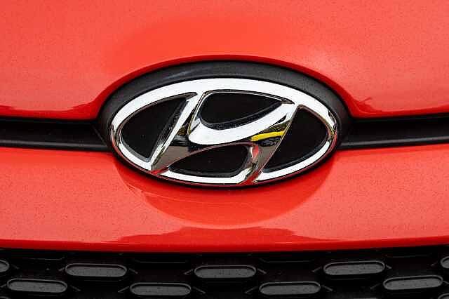 Hyundai I10 1.2 Premium SE 5dr Auto Red