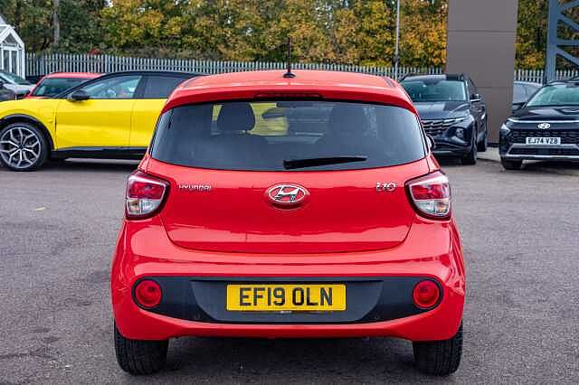 Hyundai I10 1.2 Premium SE 5dr Auto Red