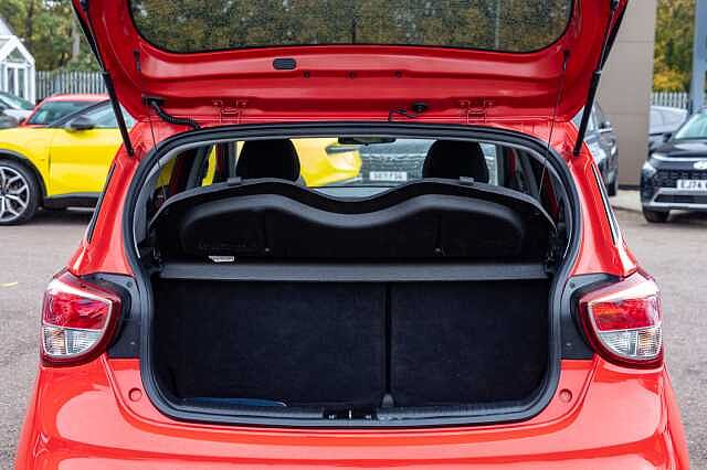 Hyundai I10 1.2 Premium SE 5dr Auto Red