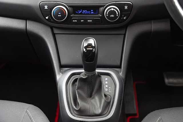 Hyundai I10 1.2 Premium SE 5dr Auto Red