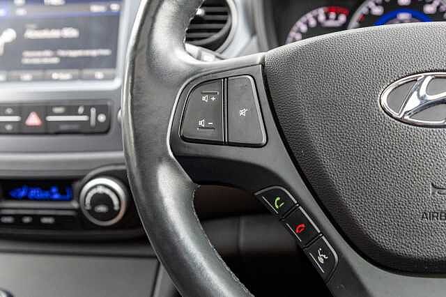 Hyundai I10 1.2 Premium SE 5dr Auto Red