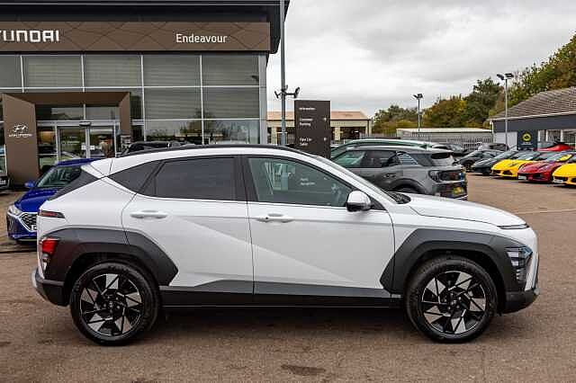 Hyundai KONA 1.6 Hybrid 129 Ultimate 5dr DCT White