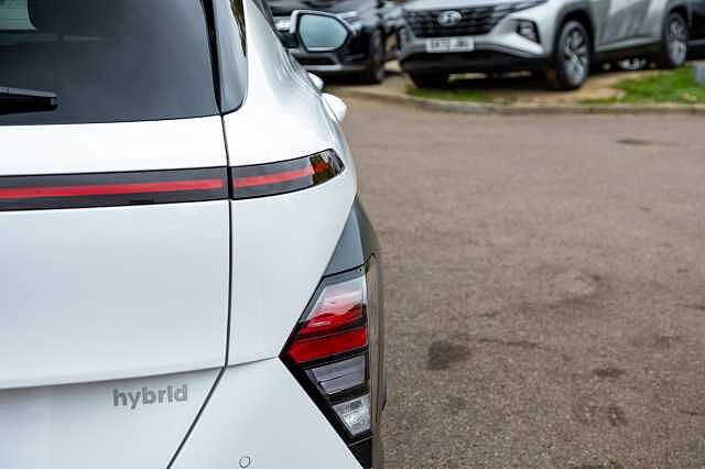 Hyundai KONA 1.6 Hybrid 129 Ultimate 5dr DCT White
