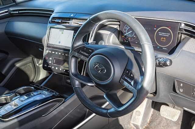 Hyundai TUCSON 1.6 TGDi Hybrid 230 Premium 5dr 2WD Auto Red